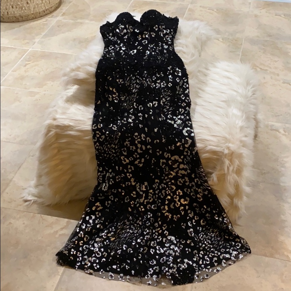 Cache silver and black lace leopard gown dress